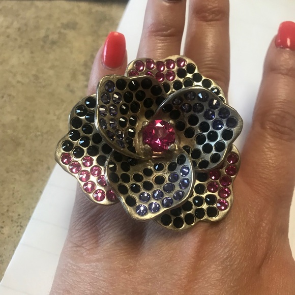 Large one of a kind custom flower ring - Picture 4 of 7